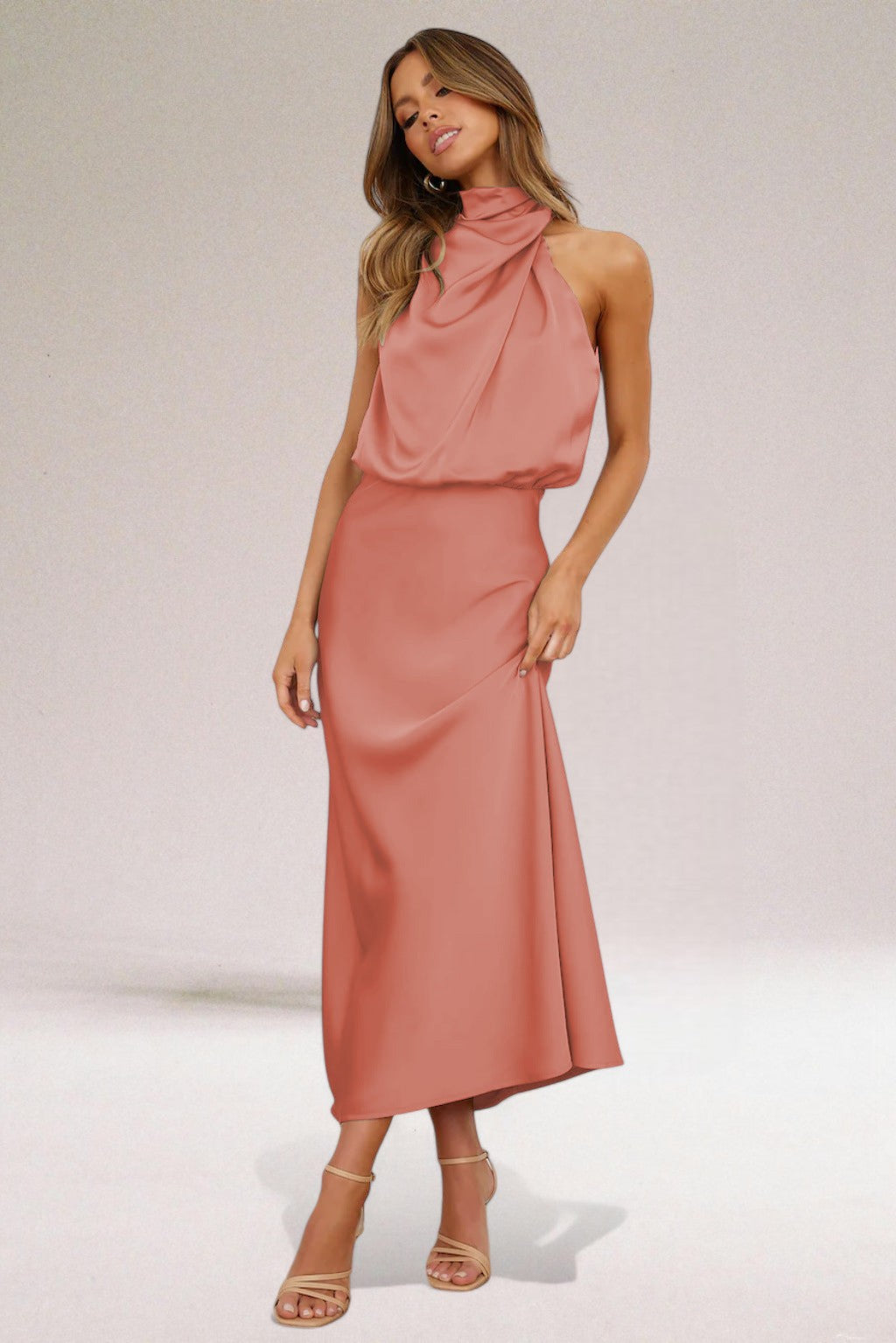 Lauren | Trendig Satin-Halterkleid für Frauen