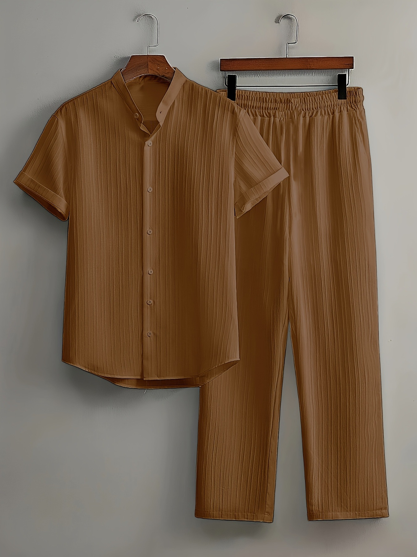 Entspanntes Sommer Set – Kurzarmhemd und lockere Hose