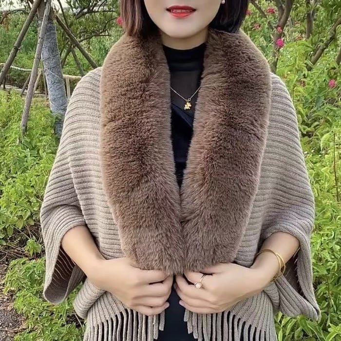 Mila | Stilvoll Gestrickter Schal für Frauen