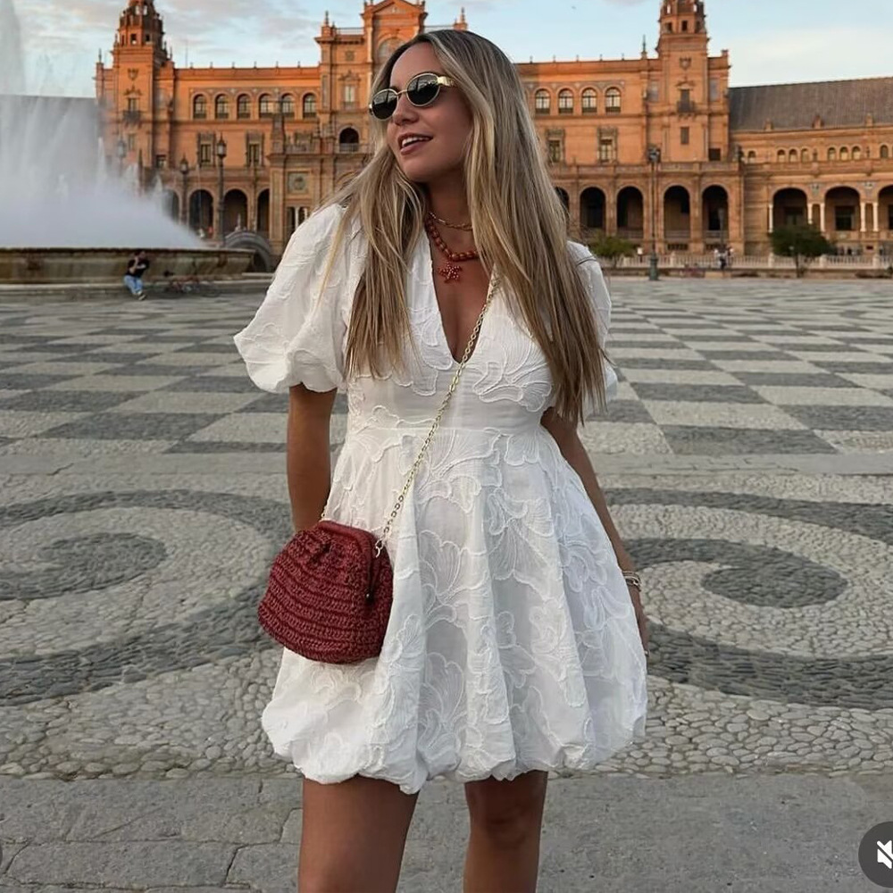Elegant mini dress