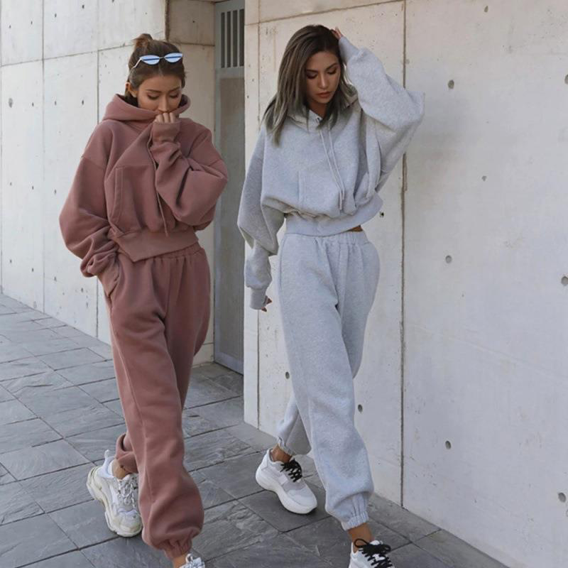 Comfortable oversized loungewear set for women