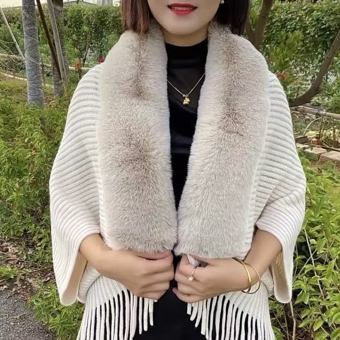 Mila | Stilvoll Gestrickter Schal für Frauen