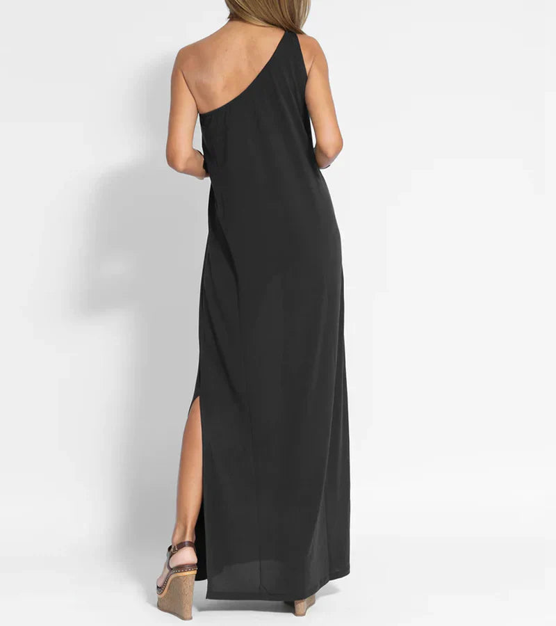 Lea | Elegant maxi dress with asymmetrical neckline for women