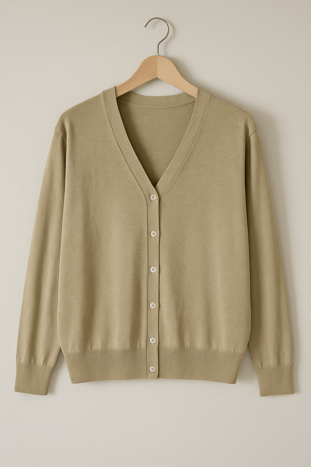Strickjacke mit V-Ausschnitt