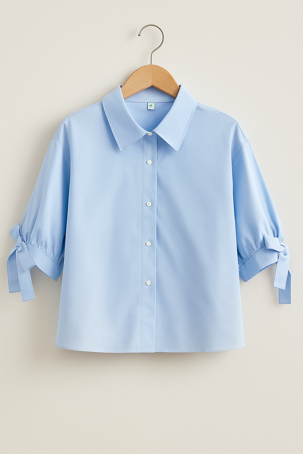 Damenbluse mit Schleifenärmeln