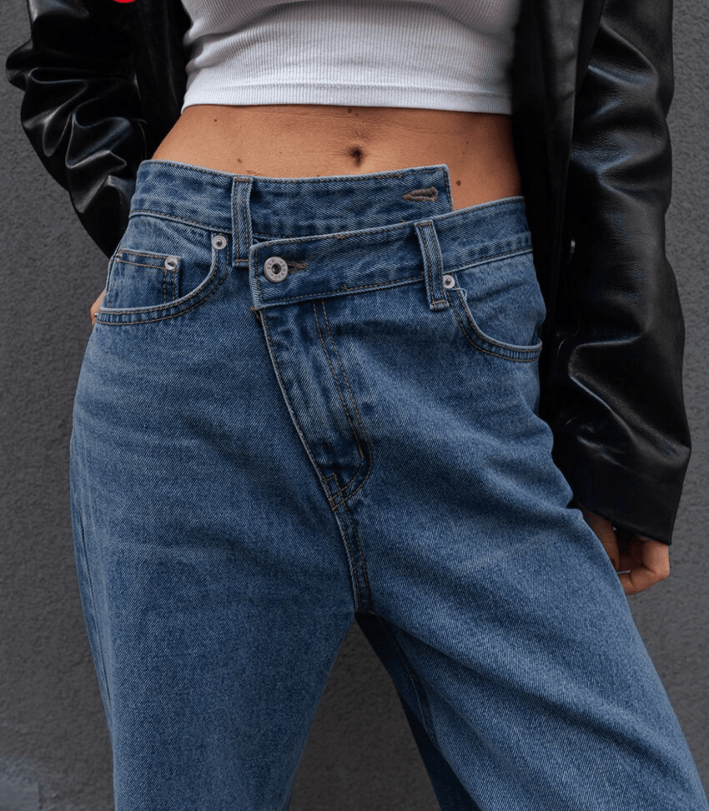 Vaqueros vintage asimétricos para mujeres