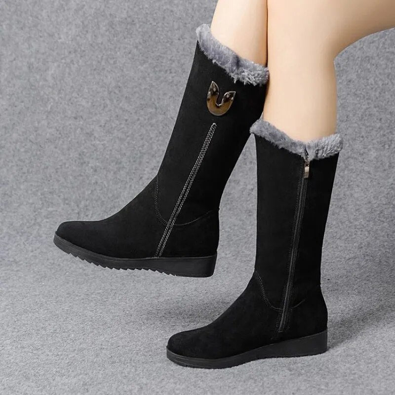 Bequeme Winterstiefel mit Pelzbesatz