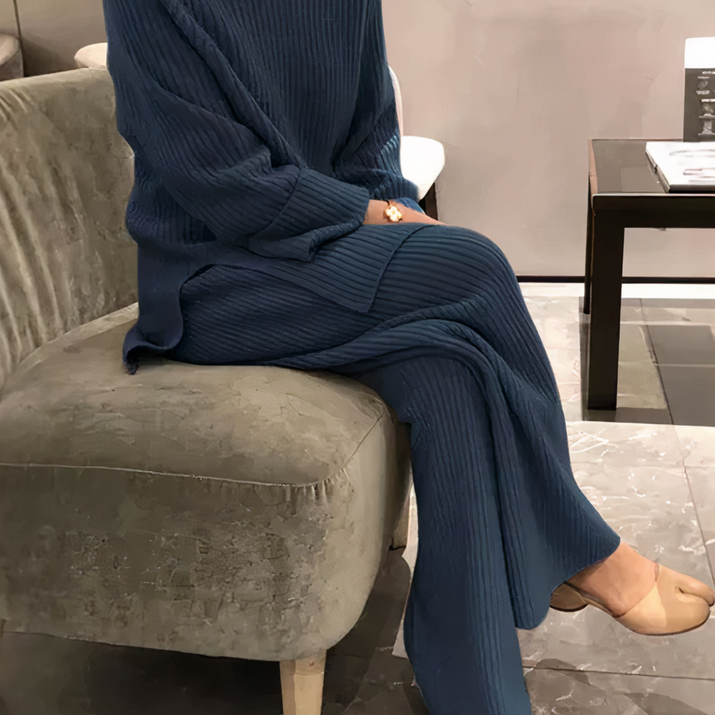 Bequemes Casual Set mit Strickpullover und Hose