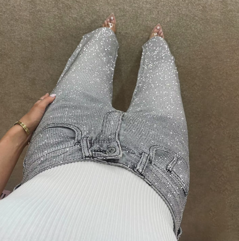 Damen Jeans Dunkelblau mit Glitzerdetails