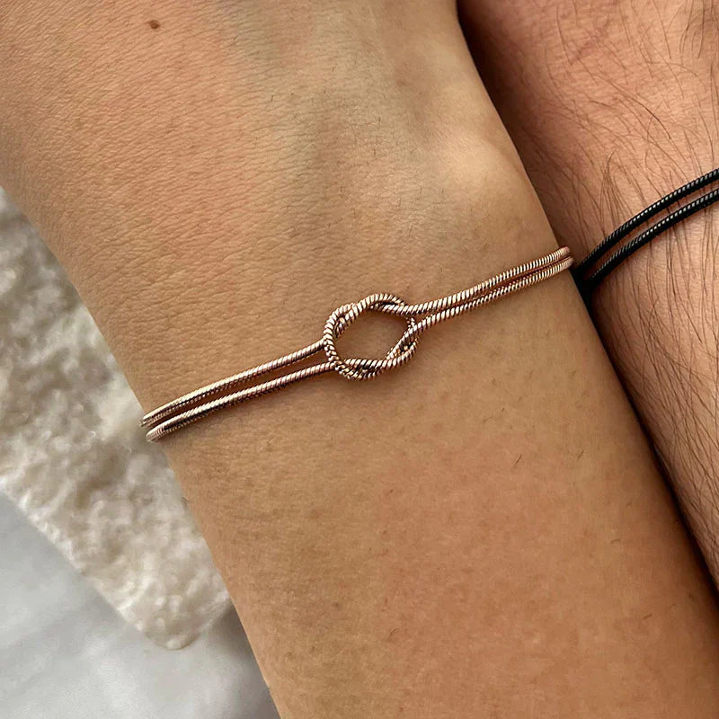 Damen Minimalistisches Knotenarmband Elegant und Verstellbar