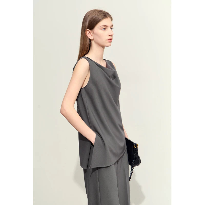 Damen Sommer Outfit mit Swing-Kragen