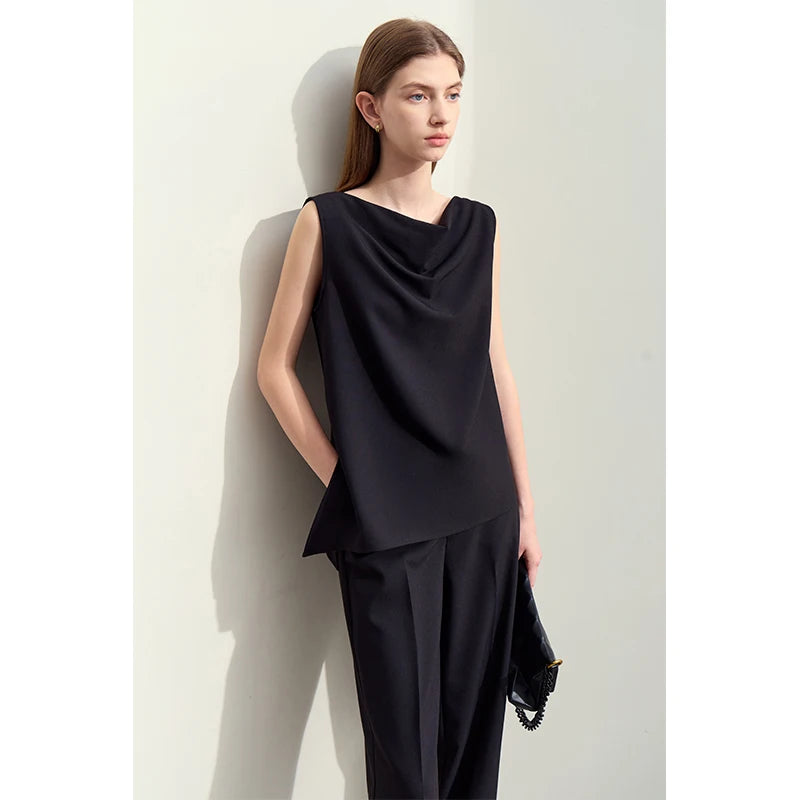 Damen Sommer Outfit mit Swing-Kragen