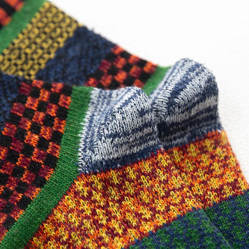 Bunte Socken für Winter und Schneestiefel