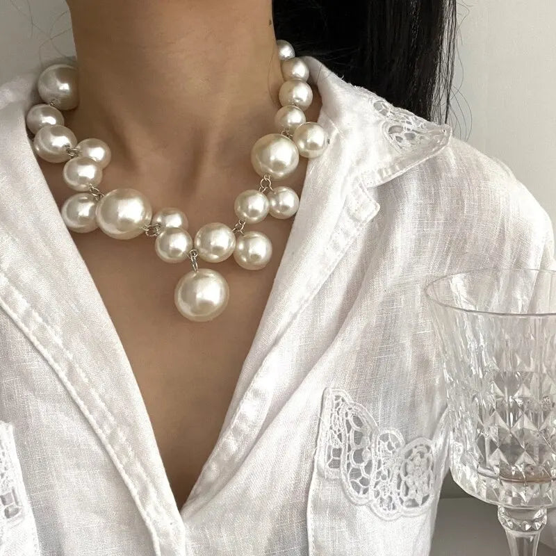 Liesel | Elegante Chunky Perlenkette mit Tropfendetail für Damen