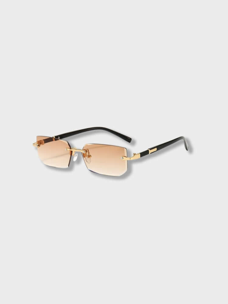 Elegant glasses with high-quality polycarbonate lenses