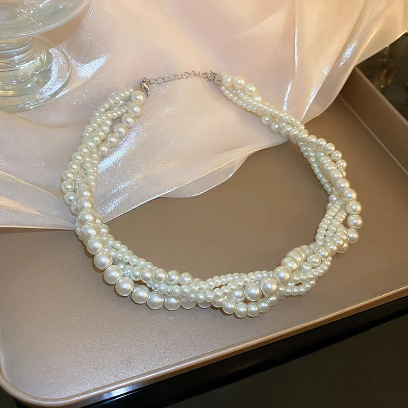 Elegante Choker-Halskette mit Perlen im Koreanischen Design – Geometrisches Accessoire für Hochzeiten und besondere Anlässe
