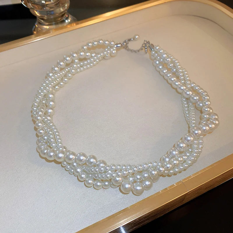 Elegante Choker-Halskette mit Perlen im Koreanischen Design – Geometrisches Accessoire für Hochzeiten und besondere Anlässe