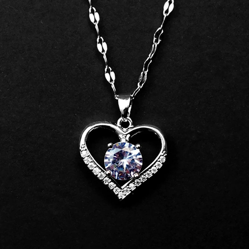 Elegante Halskette Damen mit Herzanhänger aus Edelstahl und künstlichen Edelsteinen