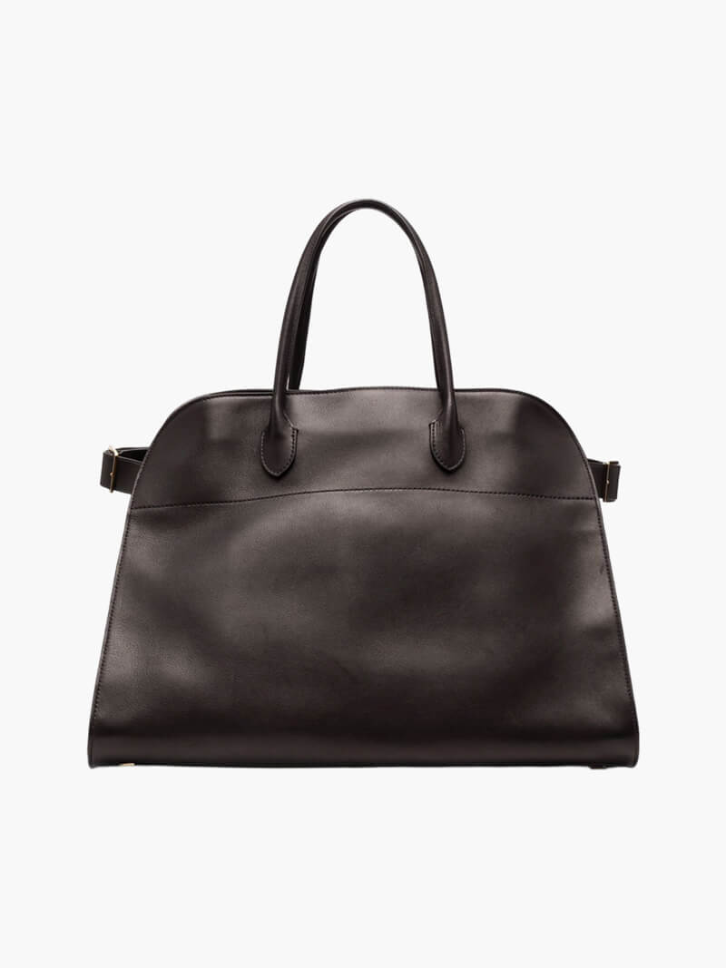 Elegant handbag made of high-quality leather