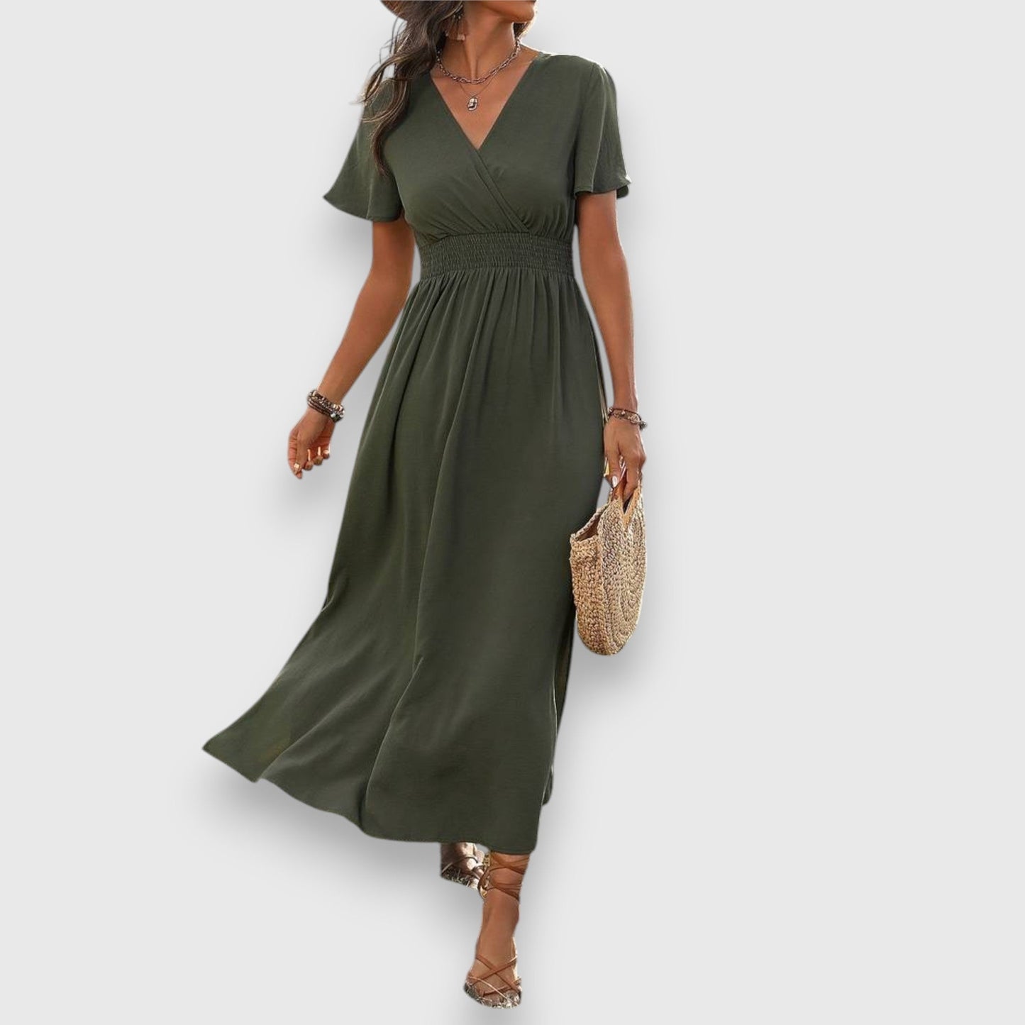 Elegant short-sleeve dress with Peter Pan collar
