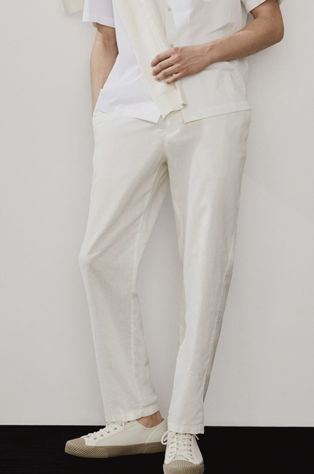 Elegante Leinenhose mit elastischem Bund und seitlichen Taschen
