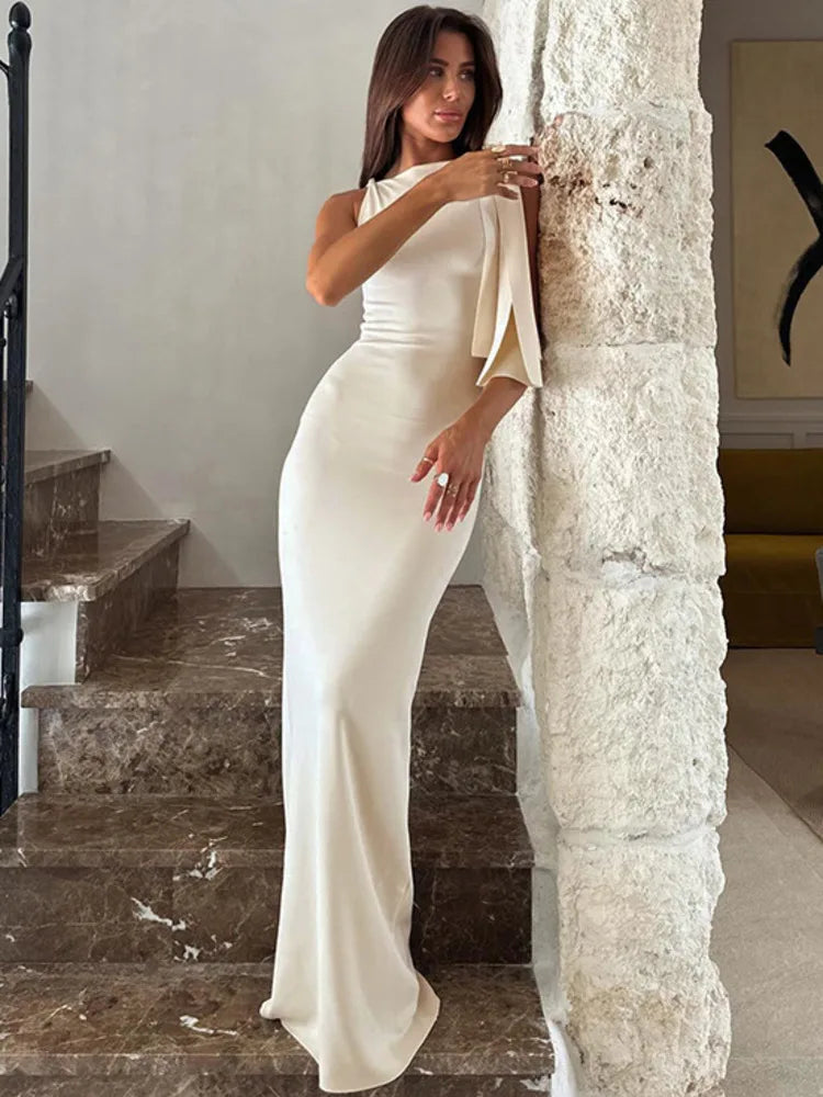 Elegante abito lungo scollato per donna