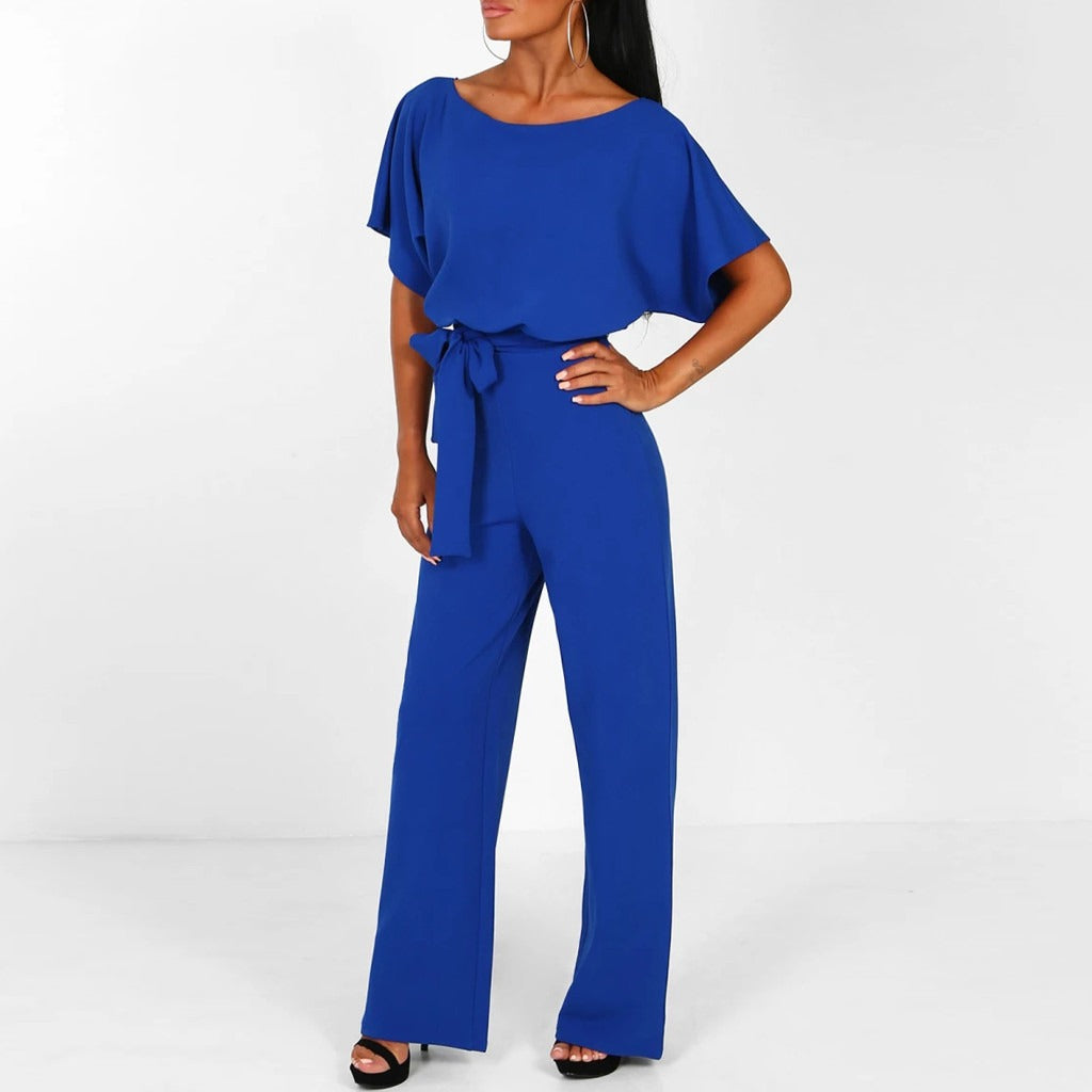 Elegante tuta da donna con accentuazione della vita e scollo rotondo