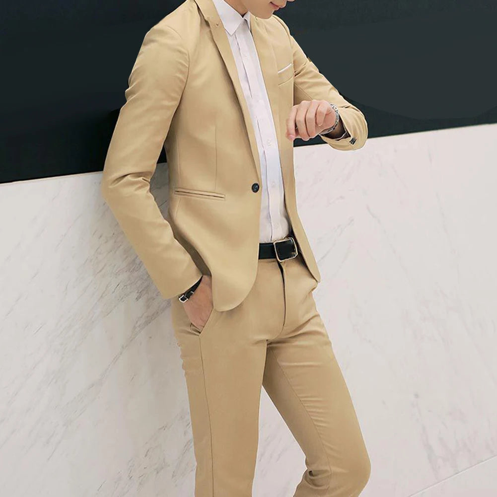 Eleganter Herrenanzug mit Blazer und hose