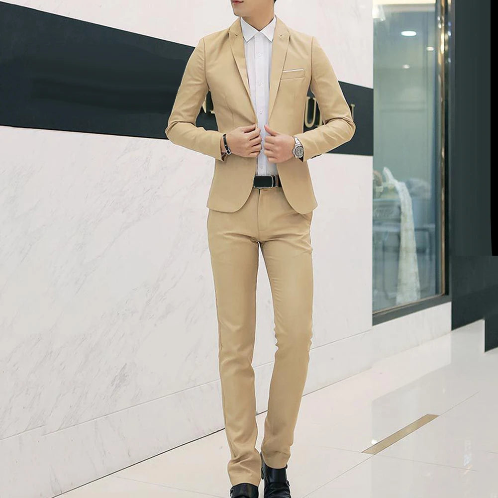 Eleganter Herrenanzug mit Blazer und hose