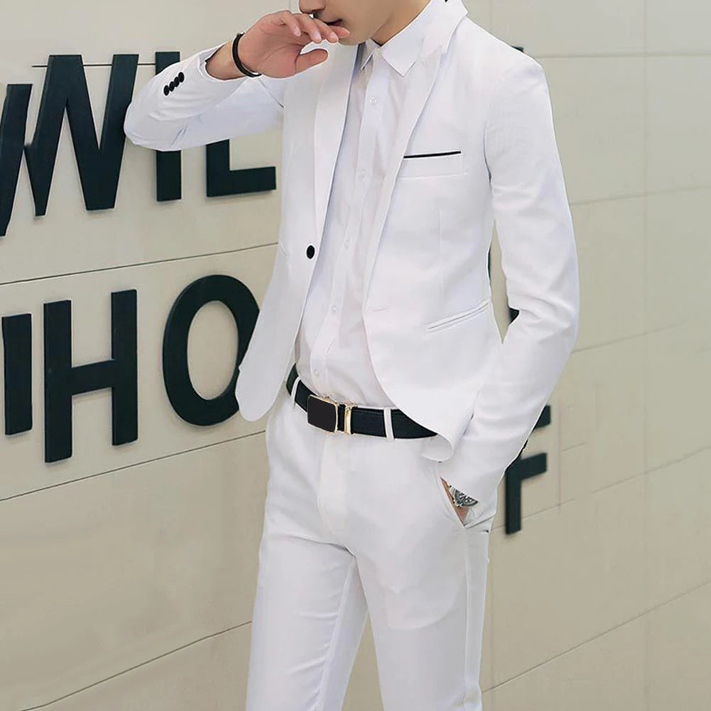 Eleganter Herrenanzug mit Blazer und hose