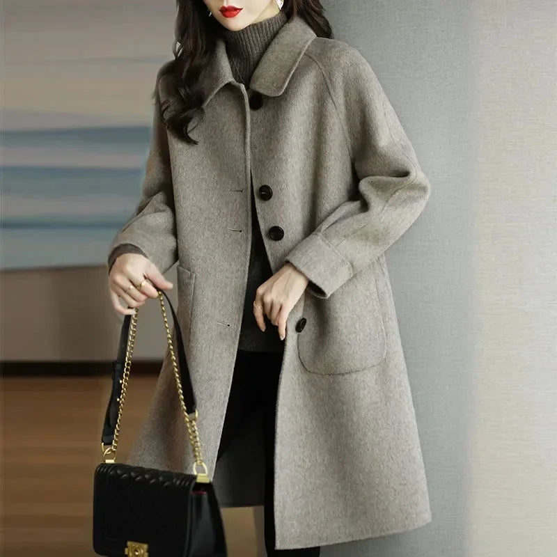 Elegant ullkappa dam i koreansk stil