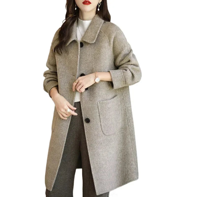 Elegant ullkappa dam i koreansk stil