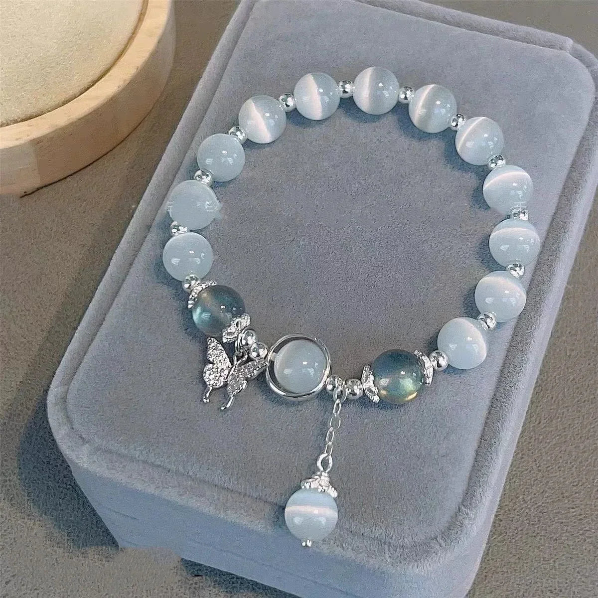 Elegantes Armband Damen mit Sternenanhänger und Blauen Kristallperlen