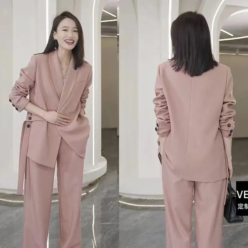Elegantes Damenanzug-Set mit Blazer und weiten Hosen