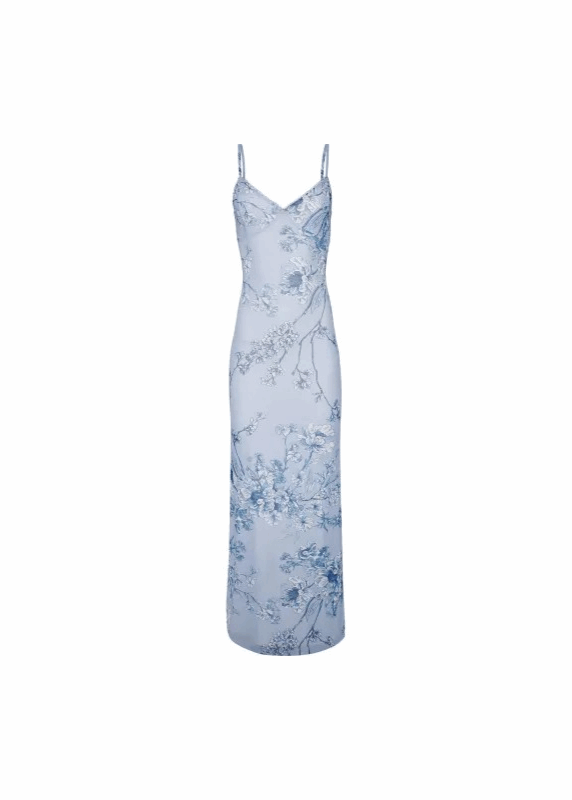 Elegant maxi dress with floral pattern