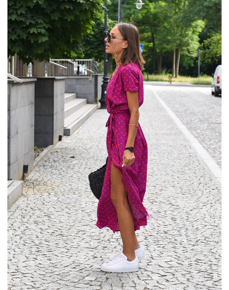 Elegant midi dress for women with floral pattern and waist belt