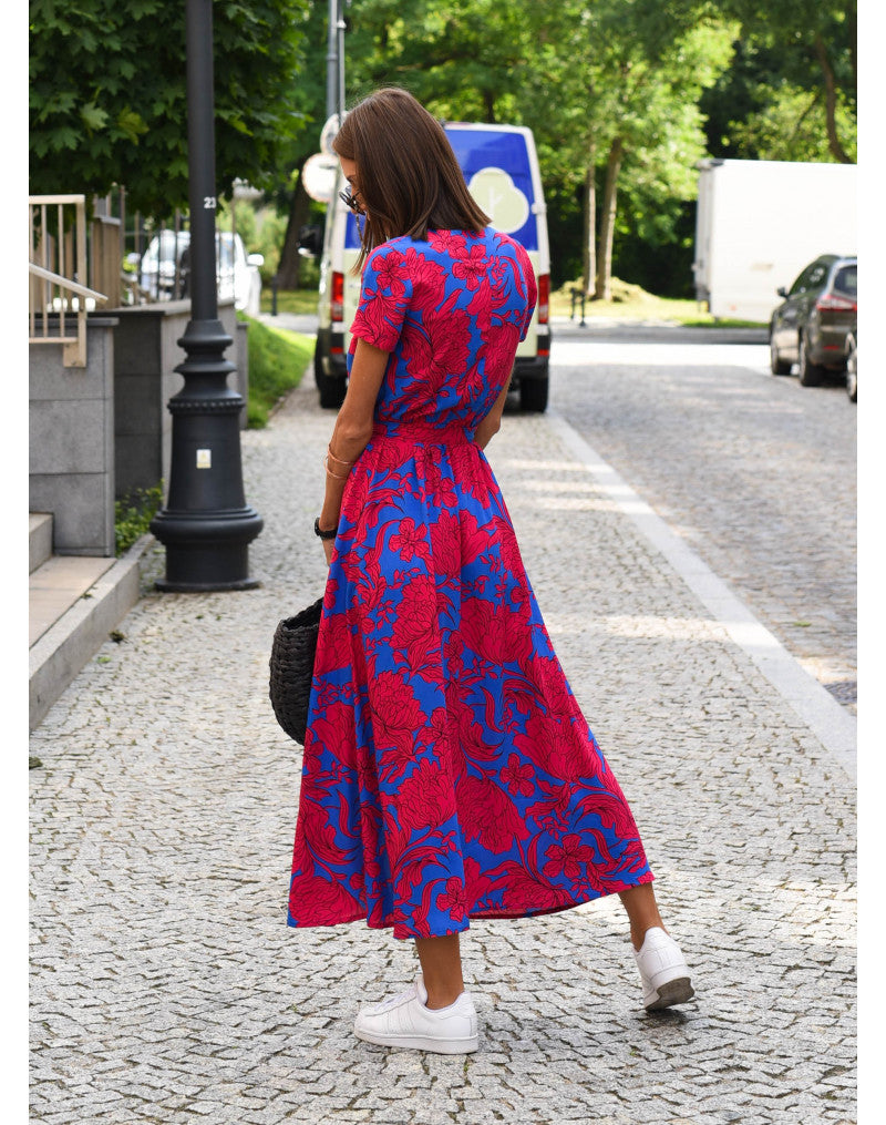 Elegant midi dress for women with floral pattern and waist belt