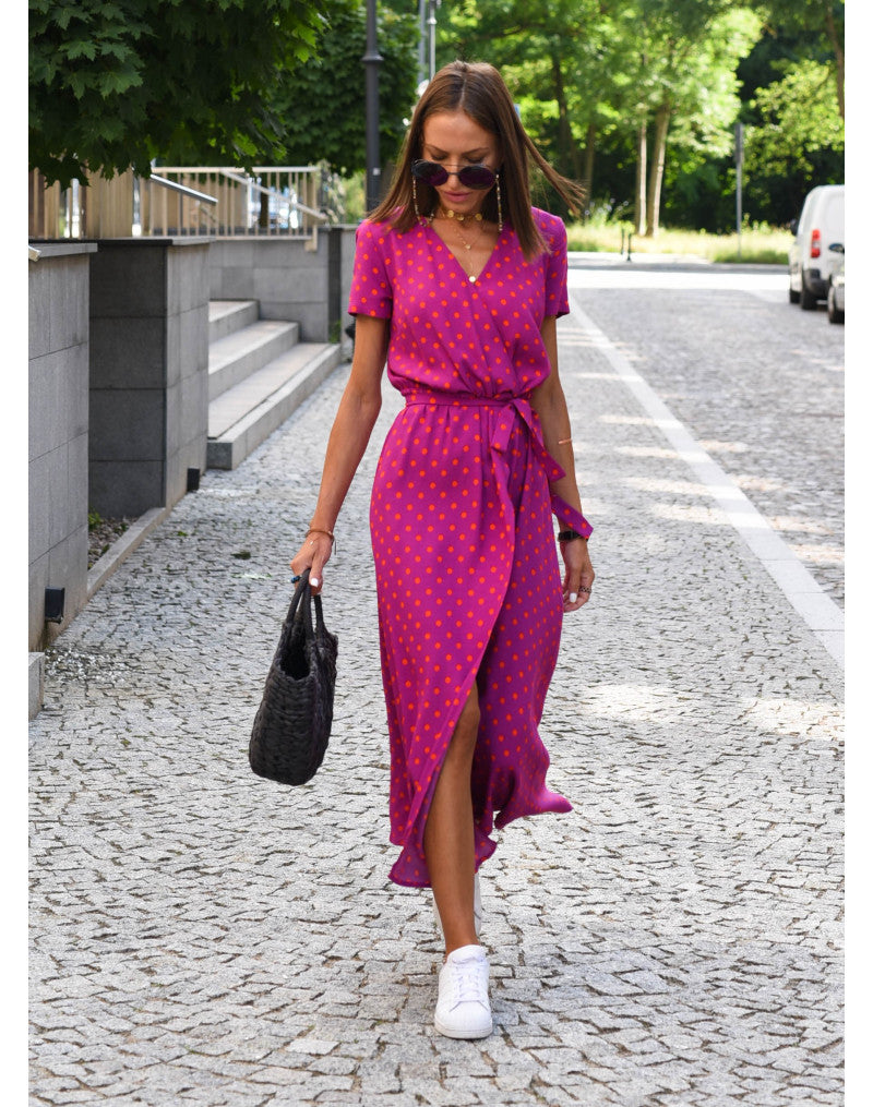 Elegant midi dress for women with floral pattern and waist belt