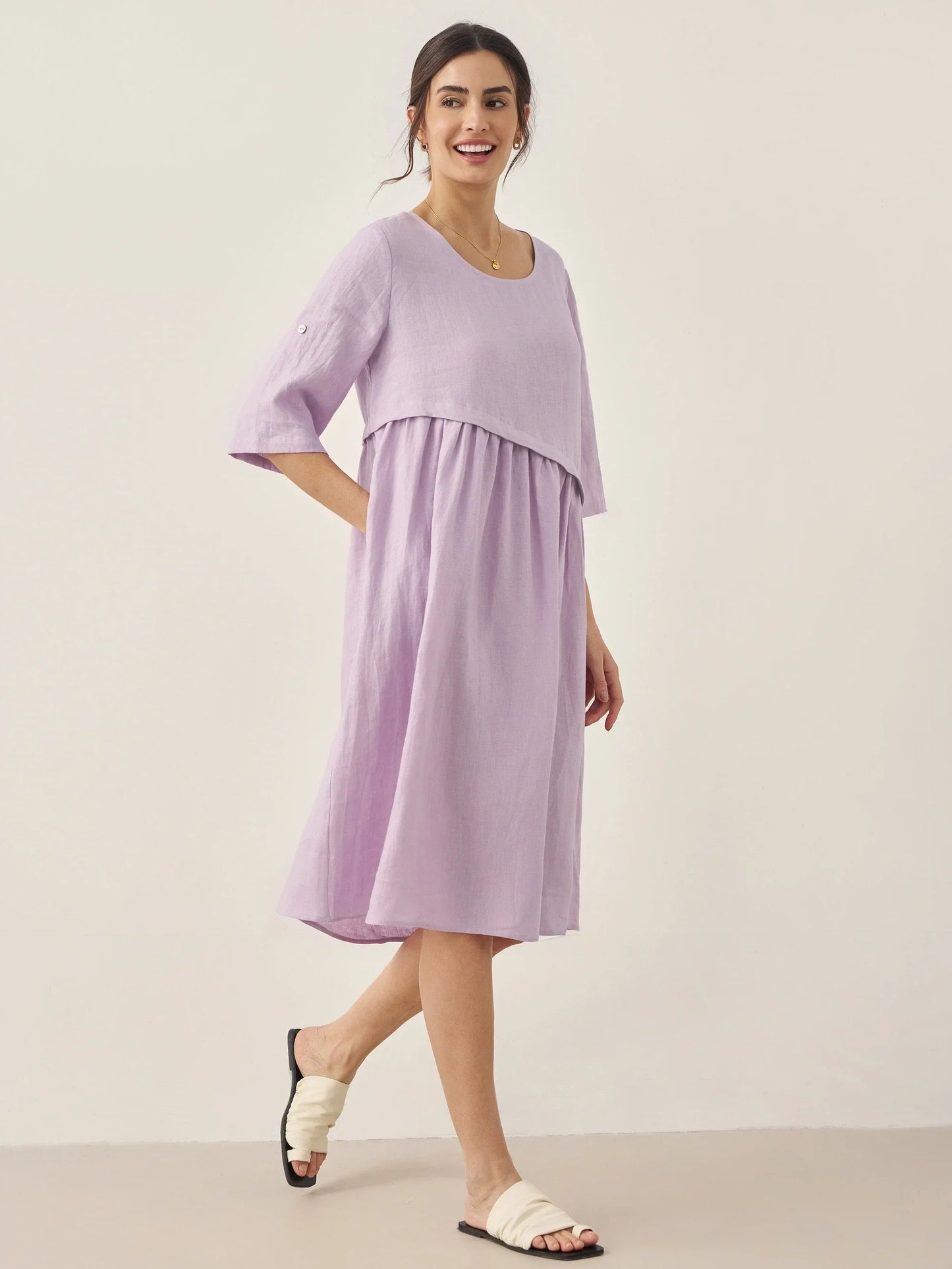 Elegant midi dress made of linen
