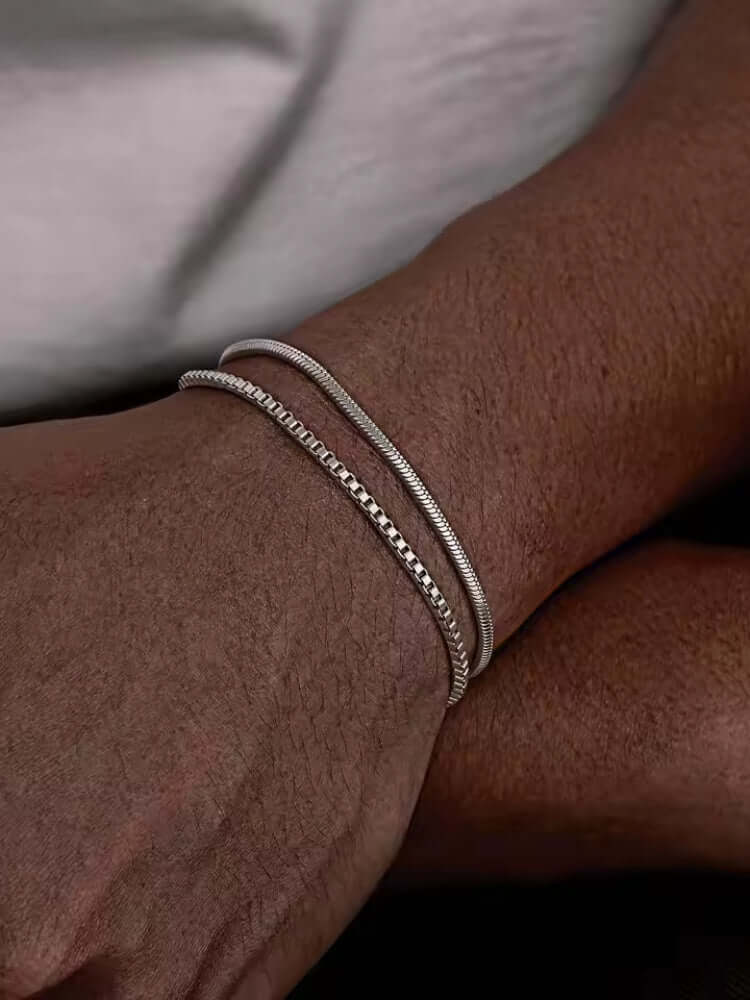 Elegantes Schlangenarmband aus Edelstahl