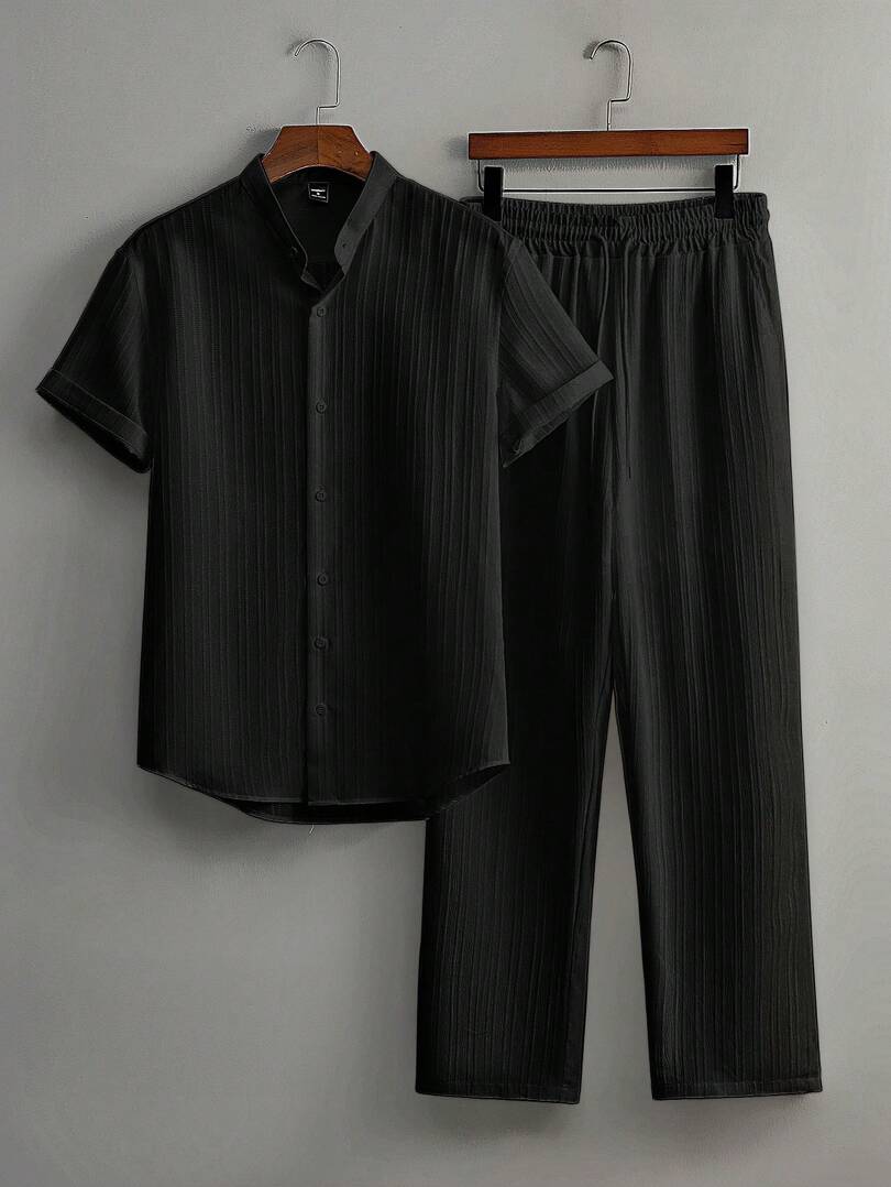 Entspanntes Sommer Set – Kurzarmhemd und lockere Hose