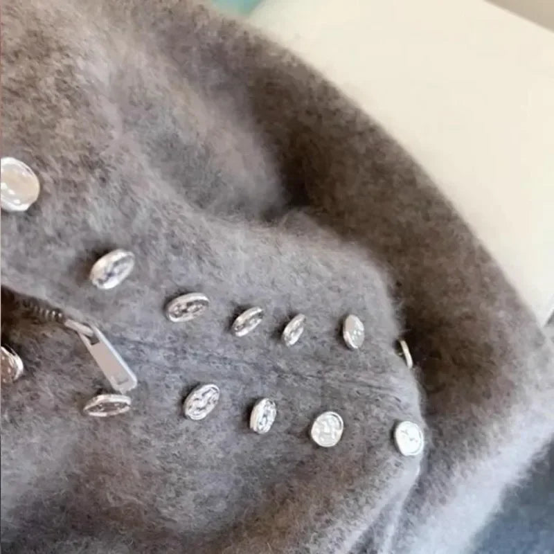 Flauschiger Strickmantel für Frauen mit Reißverschluss