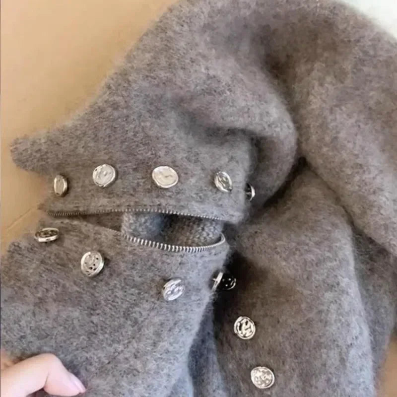 Flauschiger Strickmantel für Frauen mit Reißverschluss