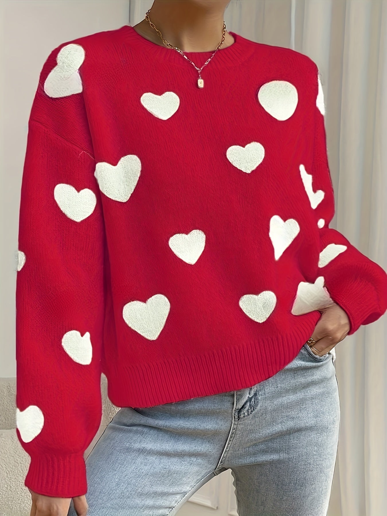 Gemütlicher Strickpullover mit Herzdesign