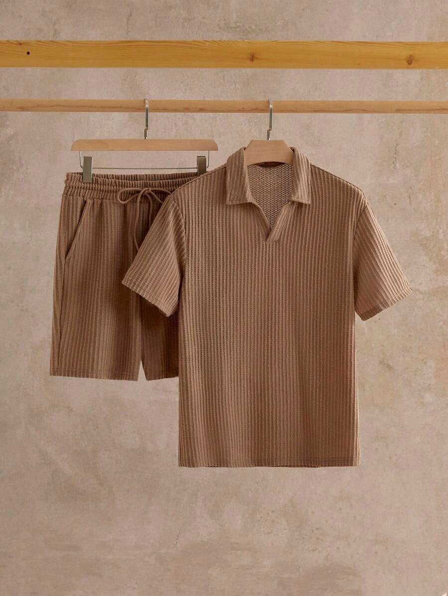 Herren V-Ausschnitt Poloshirt und Shorts Set