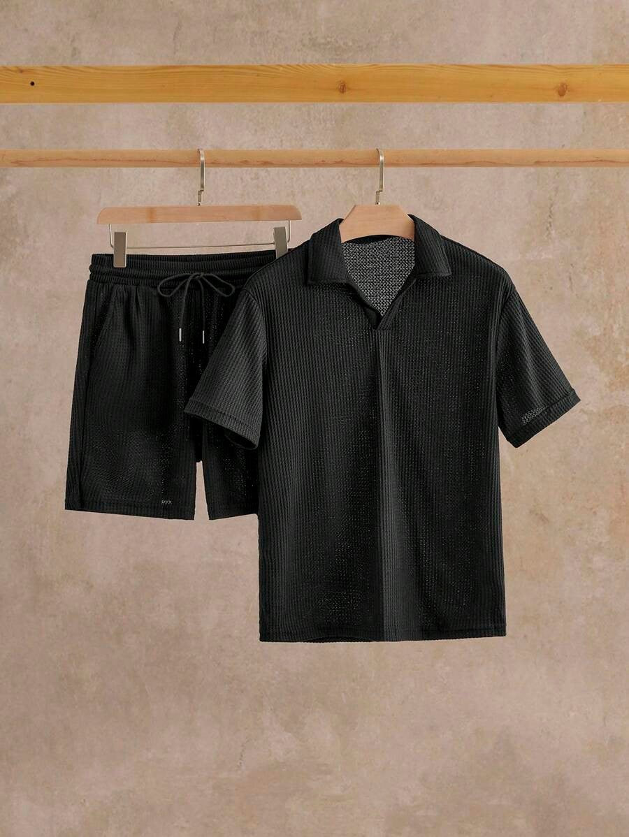 Herren V-Ausschnitt Poloshirt und Shorts Set