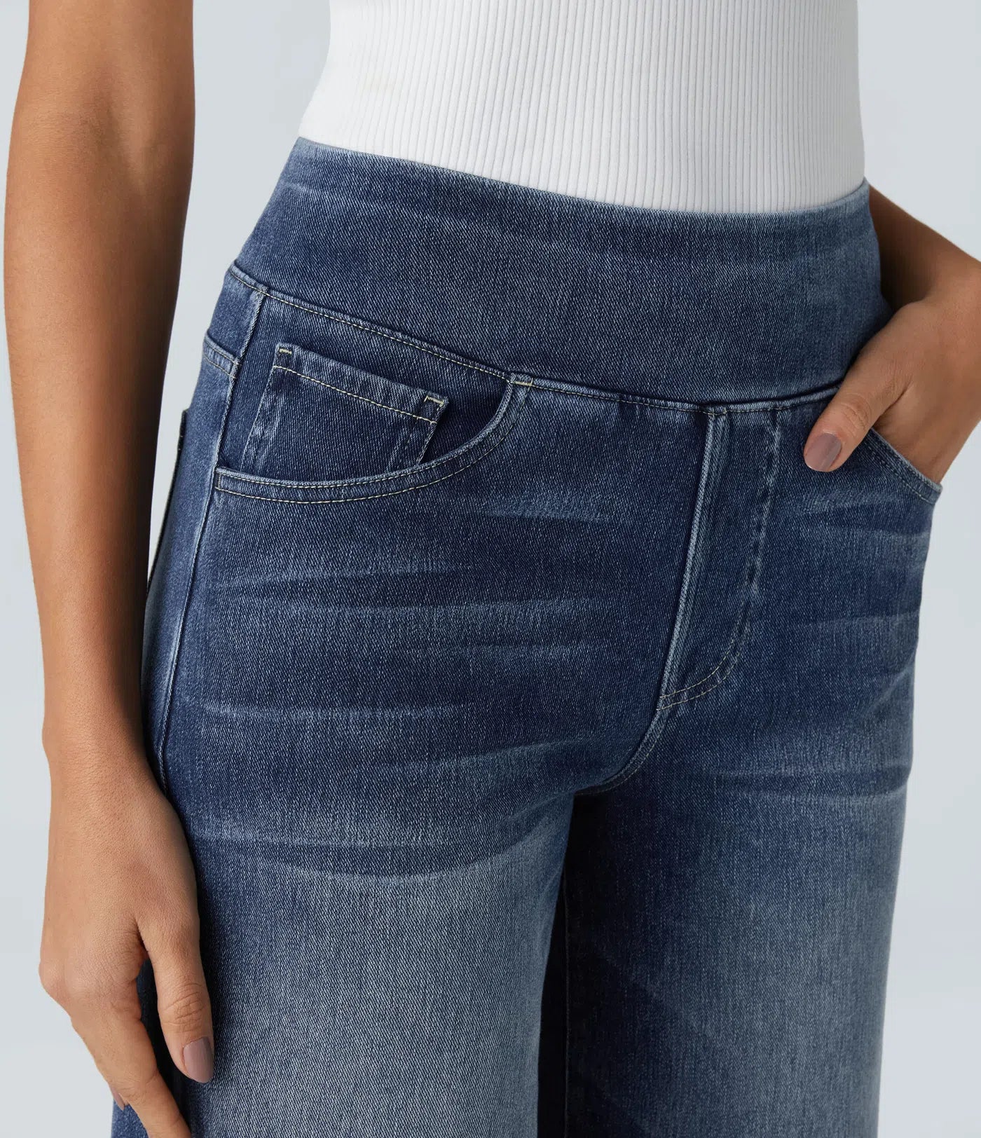 Jeans comodi a vita alta per donna