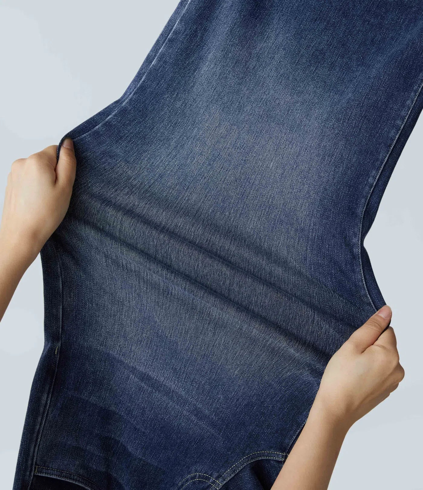 Jeans comodi a vita alta per donna