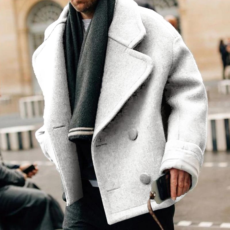 Kurze Herrenjacke mit Rüschen