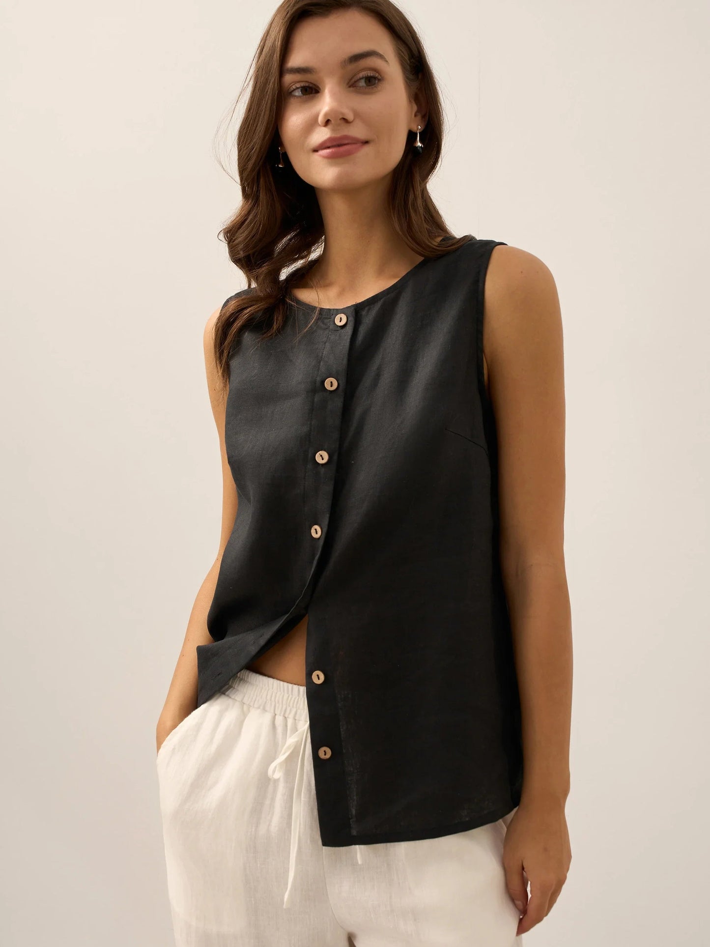 Leichte Damen Bluse aus Leinen mit Knöpfen